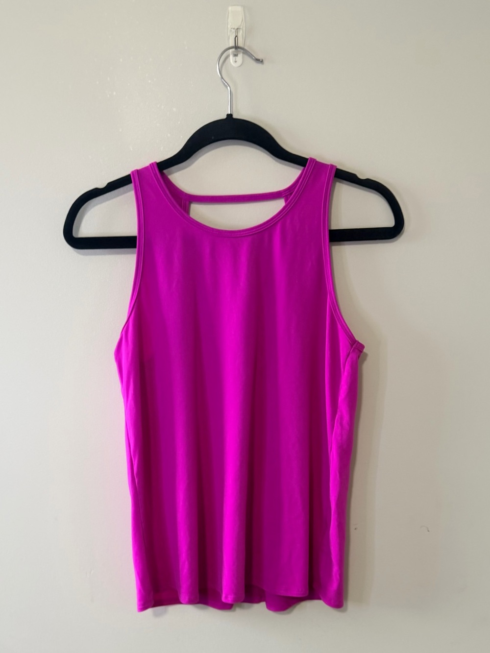DSG Magenta Sleeveless Tank Top - Women's Active Layer Small